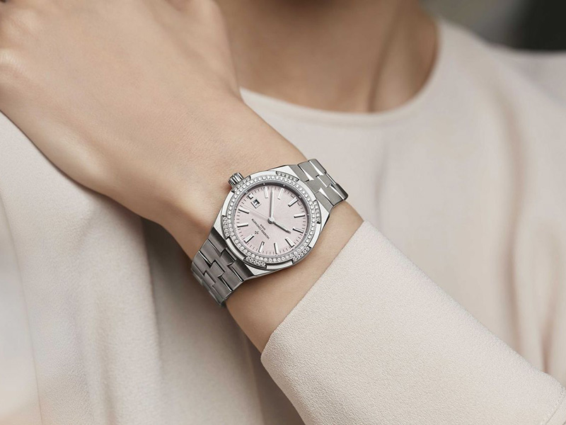 ساعات أسطورية من دار ڤاشرون كونستنتان في معرض watches and wonders 2023